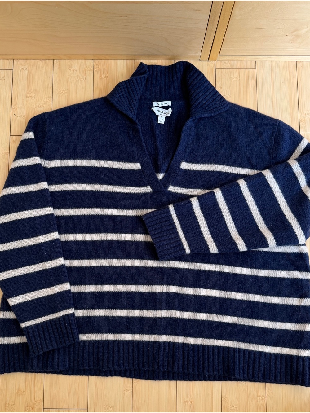 Hudson Jeans Navy & Cream Shawl-Collar V-Neck Striped Sweater